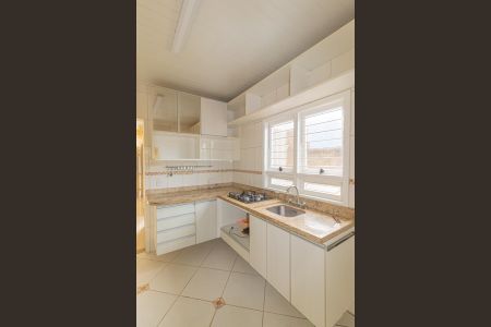 Casa para alugar com 93m², 3 quartos e 2 vagasCozinha e Área de Serviço