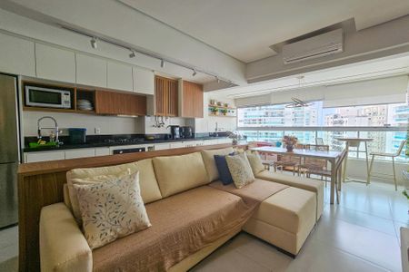 Sala de apartamento para alugar com 2 quartos, 74m² em Vila Alzira, Guarujá