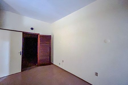 Casa para alugar com 380m², 4 quartos e 2 vagasQuarto 1