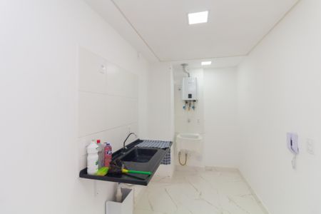 Apartamento para alugar com 33m², 2 quartos e sem vagaCozinha e Área de Serviço