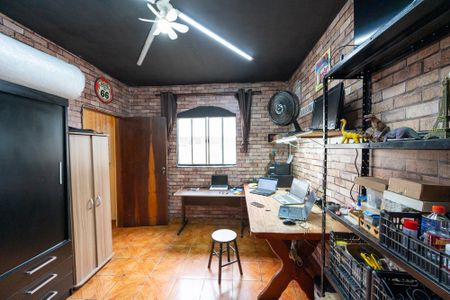 Casa à venda com 314m², 2 quartos e 4 vagas Casa à venda com 314m², 2 quartos e 4 vagasSuíte 2