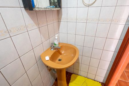 Casa à venda com 314m², 2 quartos e 4 vagas Casa à venda com 314m², 2 quartos e 4 vagasBanheiro Social