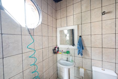 Casa à venda com 314m², 2 quartos e 4 vagas Casa à venda com 314m², 2 quartos e 4 vagasBanheiro da Suíte 2