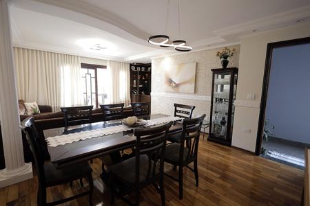 Casa à venda com 970m², 3 quartos e 6 vagasSala de Jantar