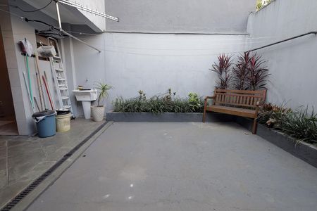 Casa à venda com 970m², 3 quartos e 6 vagasChurrasqueira e Quintal