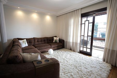 Casa à venda com 970m², 3 quartos e 6 vagasSala