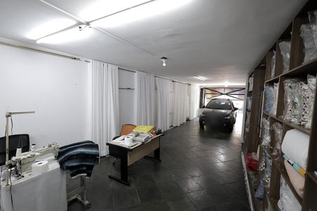 Casa à venda com 970m², 3 quartos e 6 vagasGaragem