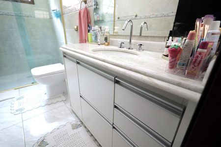 Casa à venda com 970m², 3 quartos e 6 vagasBanheiro