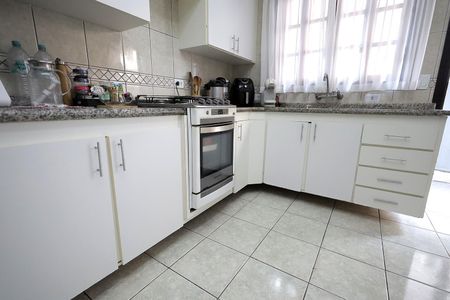 Casa à venda com 970m², 3 quartos e 6 vagasCozinha