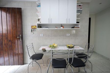 Casa à venda com 970m², 3 quartos e 6 vagasCozinha