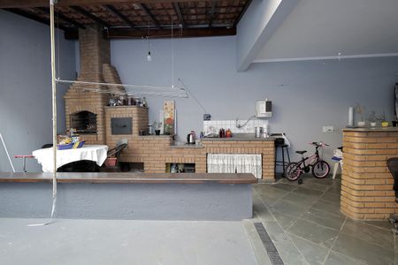 Casa à venda com 970m², 3 quartos e 6 vagasChurrasqueira e Quintal