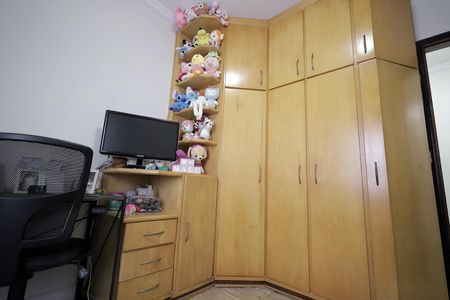 Casa à venda com 970m², 3 quartos e 6 vagasQuarto 2