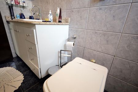 Casa à venda com 970m², 3 quartos e 6 vagasBanheiro Suíte