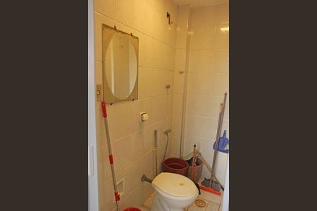 Apartamento para alugar com 100m², 2 quartos e sem vagaBanheiro de serviço