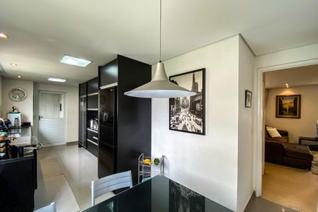 Apartamento para alugar com 178m², 3 quartos e 3 vagasCozinha