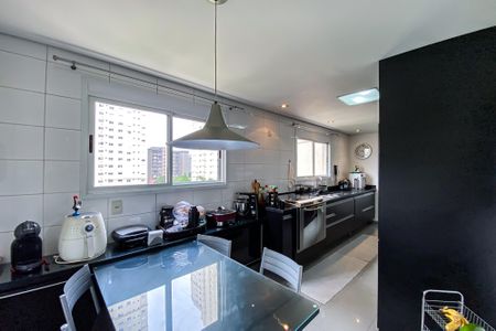 Apartamento para alugar com 178m², 3 quartos e 3 vagasCozinha