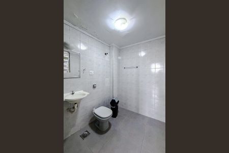 Apartamento para alugar com 70m², 2 quartos e sem vagaBanheiro