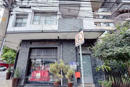 Apartamento para alugar com 70m², 2 quartos e sem vagaFachada - Plaquinha