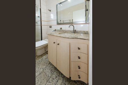 Apartamento à venda com 140m², 3 quartos e 1 vaga Apartamento à venda com 140m², 3 quartos e 1 vagaBanheiro