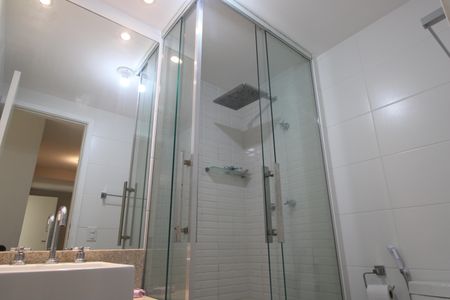 Apartamento à venda com 101m², 3 quartos e 2 vagasBanheiro da suíte