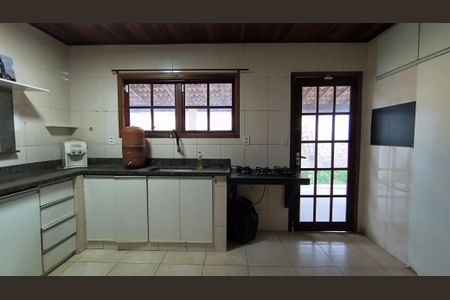 Casa para alugar com 300m², 2 quartos e 3 vagasCozinha