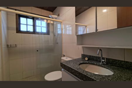 Casa para alugar com 300m², 2 quartos e 3 vagasBanheiro da Suíte 2