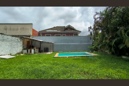 Casa para alugar com 300m², 2 quartos e 3 vagasQuintal