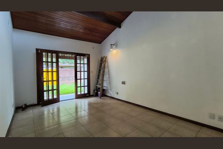 Sala de casa para alugar com 2 quartos, 300m² em Recreio dos Bandeirantes, Rio de Janeiro