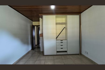 Casa para alugar com 300m², 2 quartos e 3 vagasSuíte 1