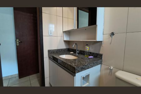 Casa para alugar com 300m², 2 quartos e 3 vagasBanheiro da Suíte 1