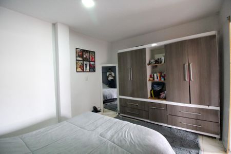 Casa à venda com 80m², 3 quartos e 2 vagasQuarto 02 - Casa 01