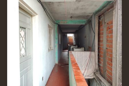 Casa à venda com 80m², 3 quartos e 2 vagasQuintal