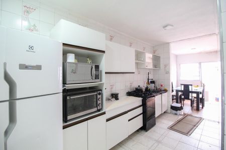 Casa à venda com 80m², 3 quartos e 2 vagasCozinha - Casa 01