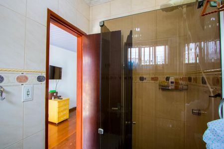 Casa à venda com 148m², 3 quartos e 3 vagas Casa à venda com 148m², 3 quartos e 3 vagasBanheiro do quarto 1