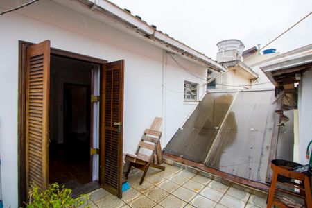 Casa à venda com 148m², 3 quartos e 3 vagas Casa à venda com 148m², 3 quartos e 3 vagasÁrea externa do quarto 2