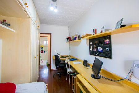 Casa à venda com 148m², 3 quartos e 3 vagas Casa à venda com 148m², 3 quartos e 3 vagasQuarto 3