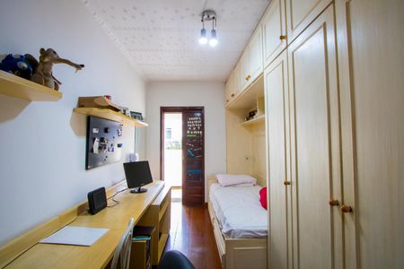 Casa à venda com 148m², 3 quartos e 3 vagas Casa à venda com 148m², 3 quartos e 3 vagasQuarto 3