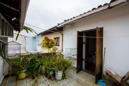 Casa à venda com 148m², 3 quartos e 3 vagas Casa à venda com 148m², 3 quartos e 3 vagasÁrea externa do quarto 2