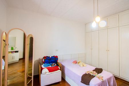 Casa à venda com 148m², 3 quartos e 3 vagas Casa à venda com 148m², 3 quartos e 3 vagasQuarto 2