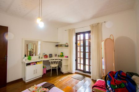 Casa à venda com 148m², 3 quartos e 3 vagas Casa à venda com 148m², 3 quartos e 3 vagasQuarto 2