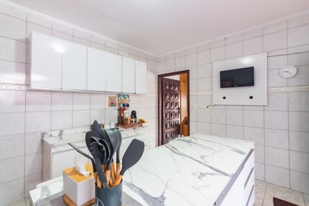 Casa à venda com 232m², 4 quartos e 2 vagasCozinha 