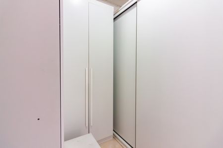 Casa à venda com 232m², 4 quartos e 2 vagasCloset