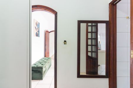 Casa à venda com 232m², 4 quartos e 2 vagasCloset
