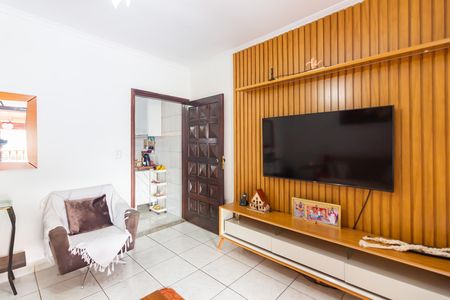 Casa à venda com 232m², 4 quartos e 2 vagasSala 