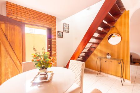 Casa à venda com 232m², 4 quartos e 2 vagasSala de Estar