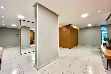 Apartamento para alugar com 55m², 2 quartos e 1 vaga Apartamento para alugar com 55m², 2 quartos e 1 vagaHall social