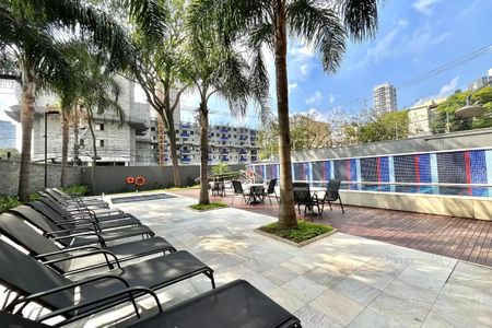 Apartamento para alugar com 55m², 2 quartos e 1 vaga Apartamento para alugar com 55m², 2 quartos e 1 vagaÁrea comum - Piscina