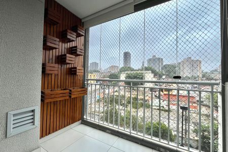 Apartamento para alugar com 55m², 2 quartos e 1 vaga Apartamento para alugar com 55m², 2 quartos e 1 vagaVaranda