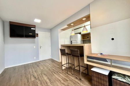 Apartamento para alugar com 55m², 2 quartos e 1 vaga Apartamento para alugar com 55m², 2 quartos e 1 vagaSala