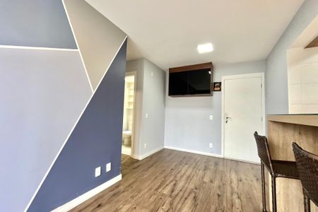 Sala de apartamento para alugar com 2 quartos, 55m² em Vila Santa Catarina, São Paulo